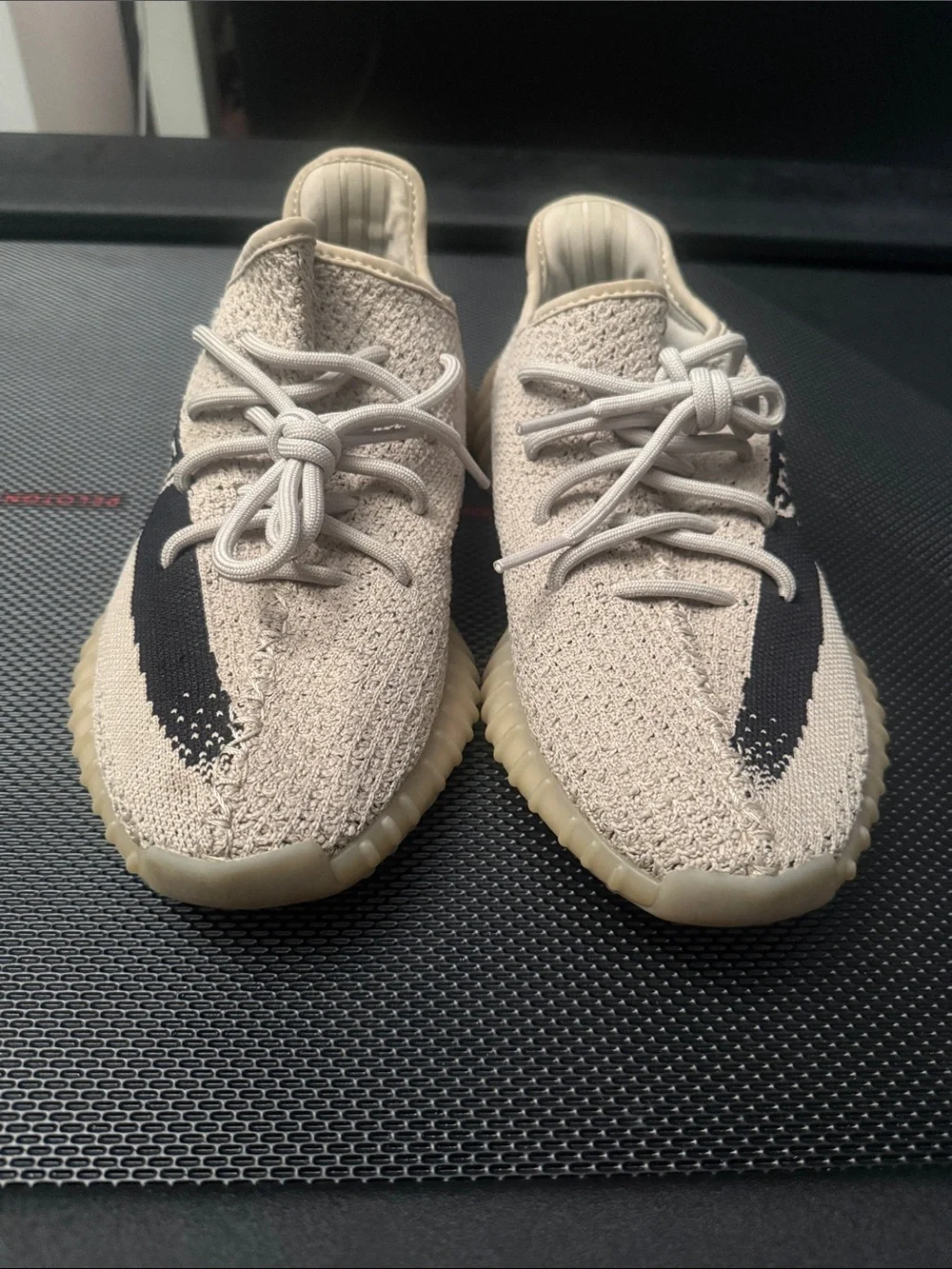🩶 Yeezy 350 | Slate | Men 7 | Women 8.5